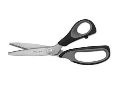 Scissors, 9′′ Pinking Shears by Kai
