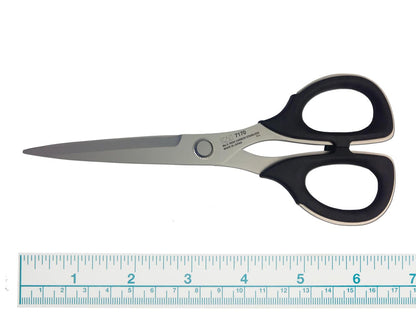 Scissors, 6 2/3′′ Professional by Kai