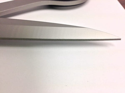 Scissors, 10′′ Serrated Professional by Kai