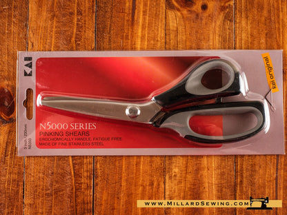 Scissors, 9′′ Pinking Shears by Kai