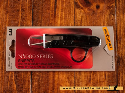 Scissors, 5′′ Thread Snips by Kai