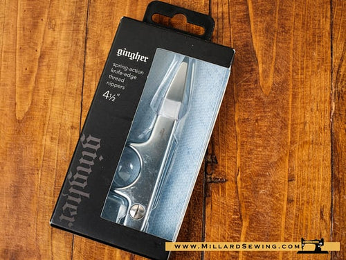 Scissors, 4.5′′ Thread Snips By Gingher