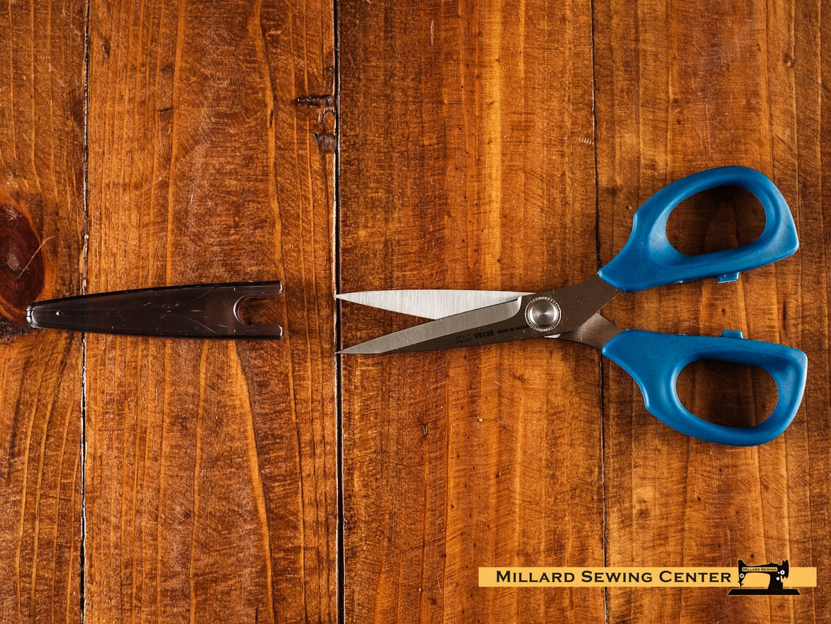 Scissors, 5 1/2′′ Embroidery Scissors by Kai