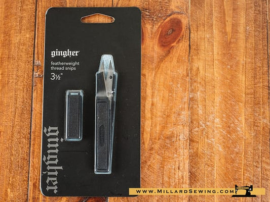 Scissors, 3.5′′ Thread Snips, Featherweight Series with Spring Action by Gingher