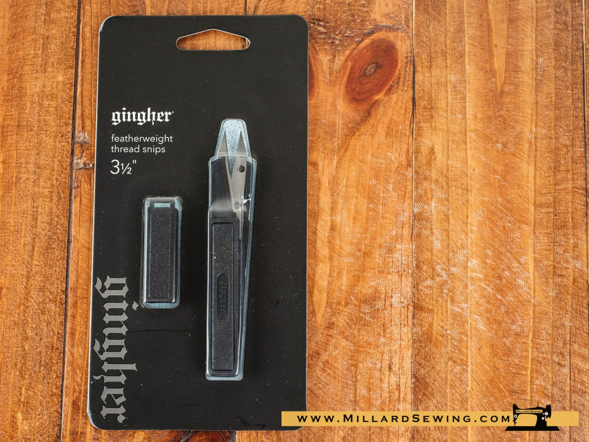 Scissors, 3.5′′ Thread Snips, Featherweight Series with Spring Action by Gingher